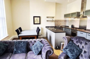 Luxury City Centre 2 Bedroom 2 Bathroom Apartment